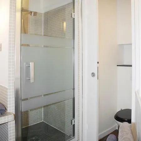 Apartment Heart Of Le Marais Paris